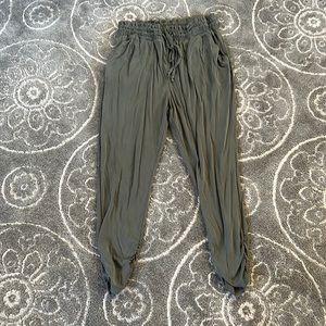 American Eagle joggers